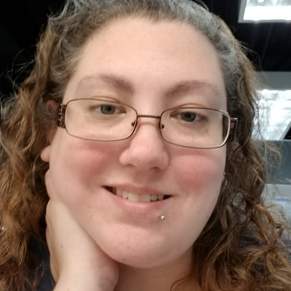 Meet your Posher, Lacey